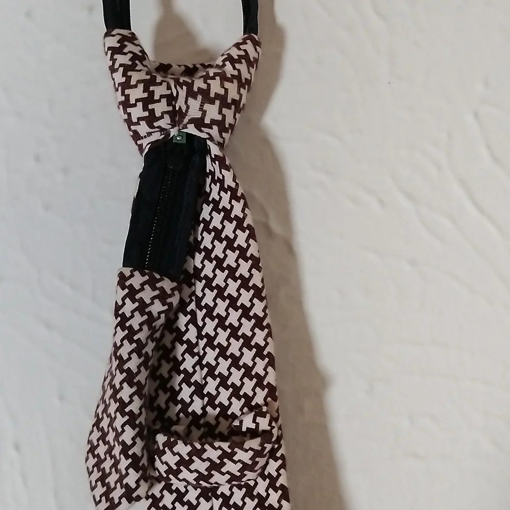 Vintage Contour Boy's Tie with Zipper & elastic neck band